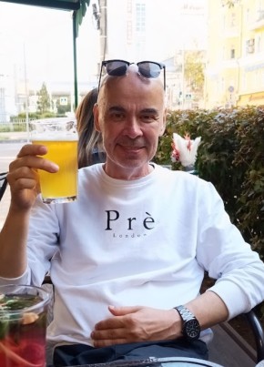 Михаил из Москвы 63 года