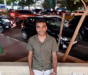 دوما, 28, Sharjah