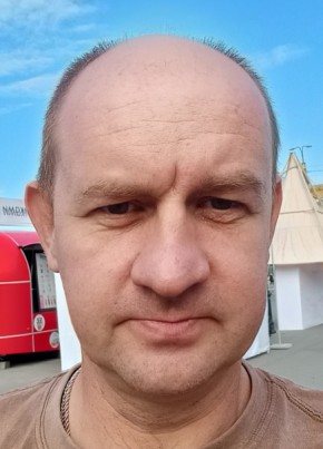 Andrei из Барнаула 46 лет