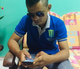 Shah, 33, Kampung Bukit Baharu