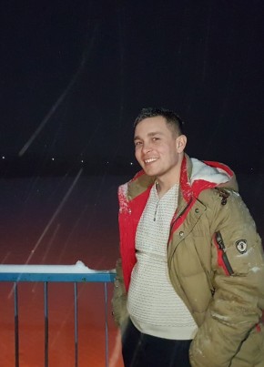 Михась, 26, Україна, Гайворон