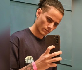 Felipe Nunes, 26, Rio de Janeiro