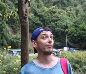 Vladimir, 39, Almaty