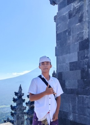 Yuda из Kota Denpasar 18 лет