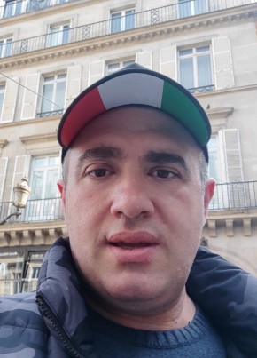 Jonas Baudulisi, 35, République Française, Paris