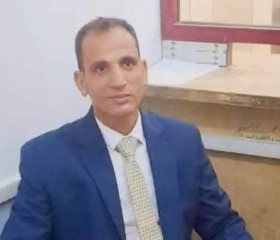 Pago, 43, Cairo