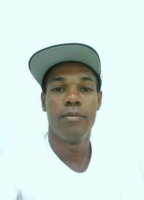 Rafael, 29, República de Santo Domingo, Santo Domingo