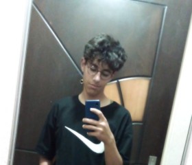 Iliya, 18, Hamadan