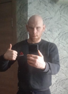 Oleg Khlusov, 37, Russia, Moscow