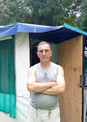 Влад, 56, Россия, Ялта