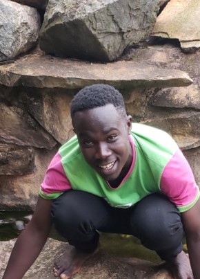 Iceboy, 19, Uganda, Kampala