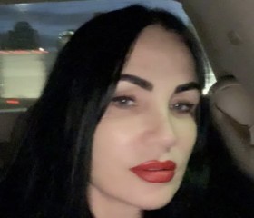 Natali, 50, Brooklyn