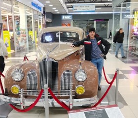 Mikhail, 43, Yekaterinburg