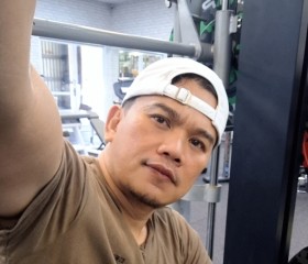 Roderick martine, 46, Taipei