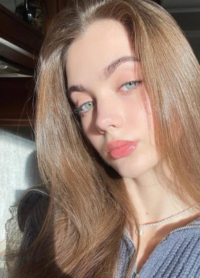 Юля, 21, Россия, Москва