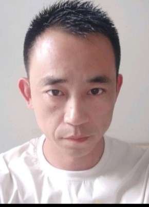王志勇, 40, 中华人民共和国, 武汉