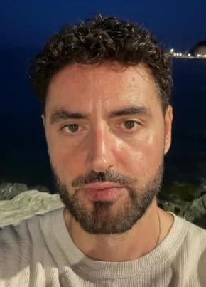 Матвей из Paris 41 год