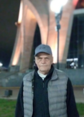 Геннадий из Омутнинска 77 лет
