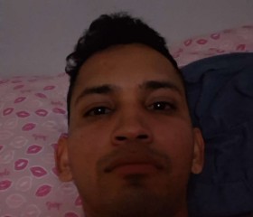Yerald, 28, Thornton