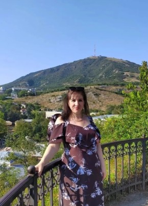 Лидия из Новопавловска 47 лет
