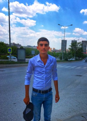İbrahim  TK, 24, Türkiye Cumhuriyeti, Ağrı