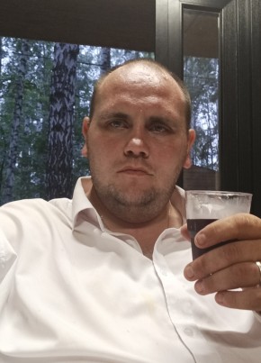 Михаил из Екатеринбурга 34 года