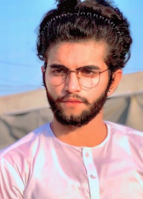 Ahmad, 22, پاکستان, مُلتان‎