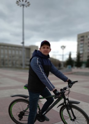 Олег, 44, Россия, Каменск-Уральский