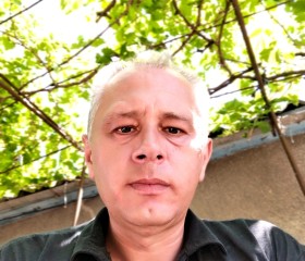 Валерий, 38 лет, Темрюк