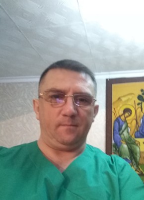 Илья, 43, Россия, Мирный (Якутия)