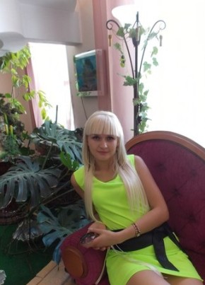 Оля, 32, Россия, Новочебоксарск