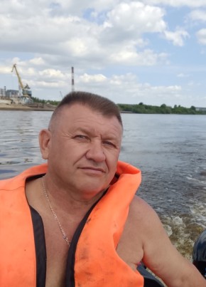 Евгений из Дзержинска 62 года