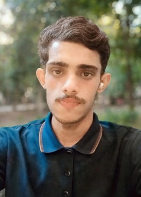 Arslan из لاہور 22 года