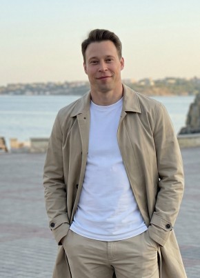 Артем из Брянска 37 лет