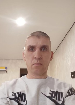 Алексей из Топки 44 года