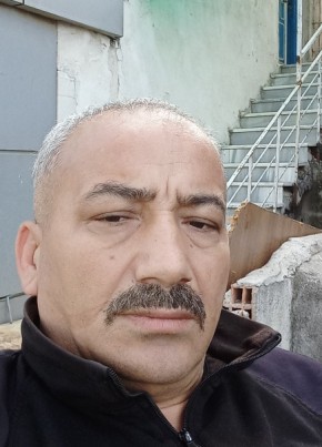 Erol, 48, Türkiye Cumhuriyeti, İstanbul