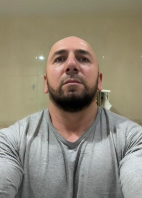 Шамхан из Небуга 47 лет