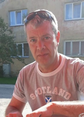 Денис из Solingen 49 лет