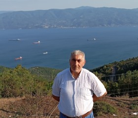 Cengiz, 59, Istanbul