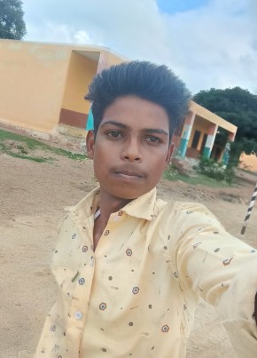 Rajak munna Bald, 18, India, Hubli