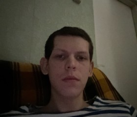 Nikolay, 24, Liski