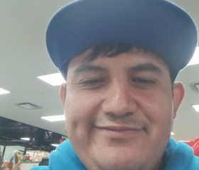 Israel, 30, Mexico City