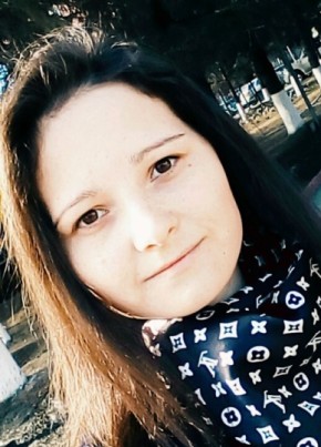 Елена, 28, Россия, Чита