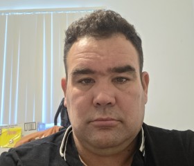 Camilo, 47, Princeton