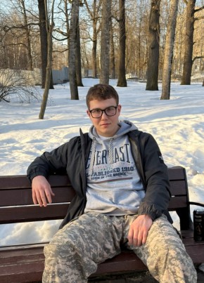 Данила из Москвы 22 года