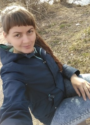 Дарья, 34, Россия, Великий Новгород