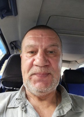 Александр из Калининграда 49 лет
