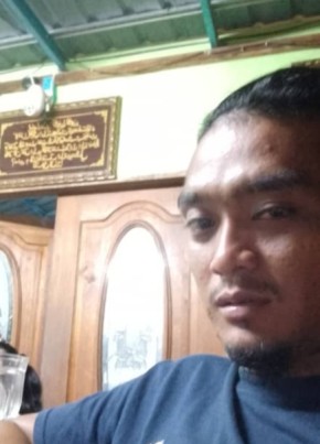 Daniel из Johor Bahru 26 лет