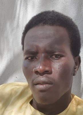 Khamis, 23, République du Tchad, Koumra