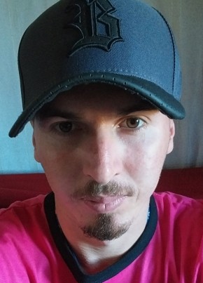 Isaias Andrade R из Tubarão 25 лет